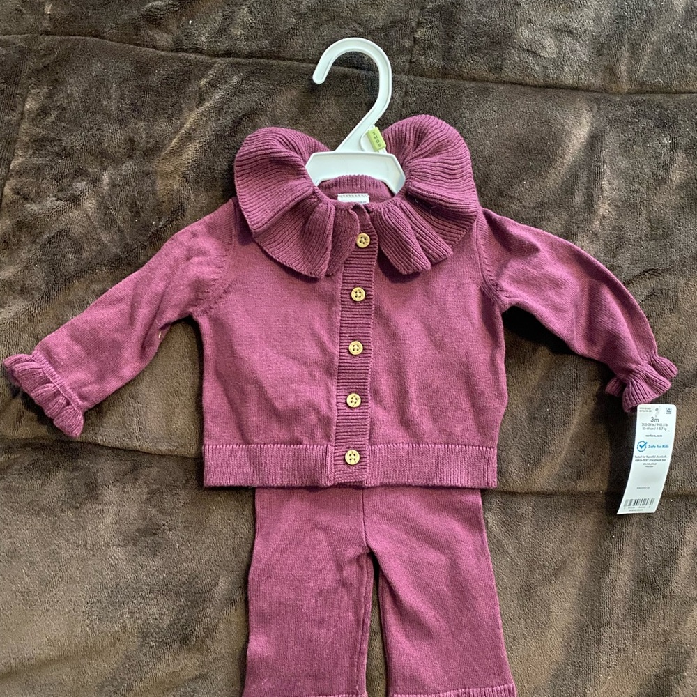 NWT Plum Outfit with Ruffled Collar